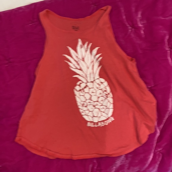 Billabong - Picture 3 of 4